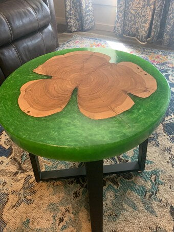 Custom Round Wood Medallion and Epoxy Tabletop