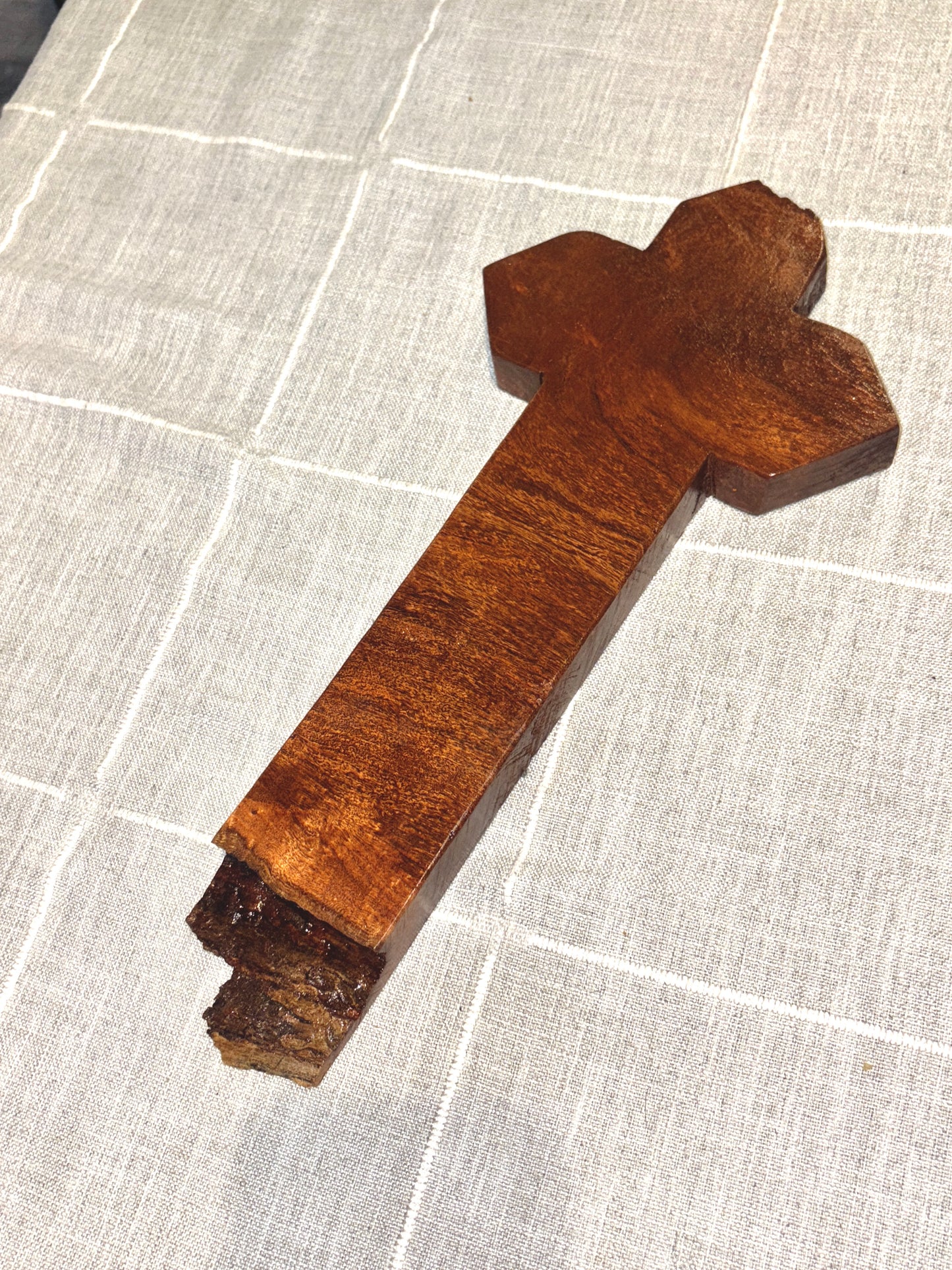 Medium Mesquite Cross